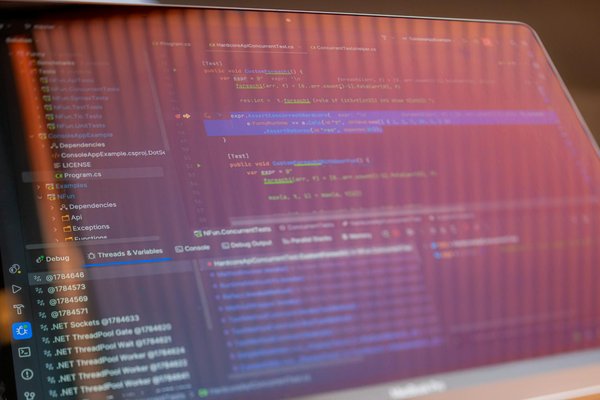 Hoe kun je je smartphone gebruiken om je sociale media effectief te beheren?